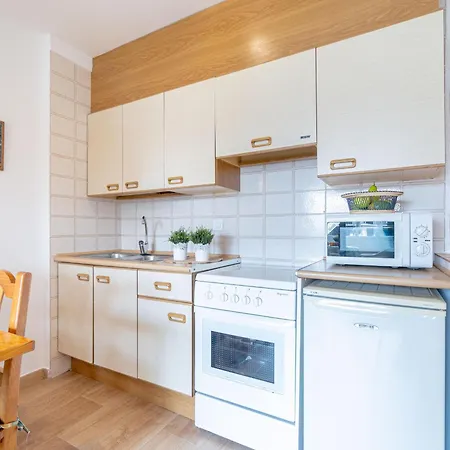 Con Parking Y Vistas Al Canal - Hisp-288-64 Apartment *